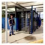 XT-100-CS - Torniquete de Cuerpo Completo / 4 Ejes de Seguridad / Rotación 90° / Paso 25 Personas/min / Emergencia 40 Personas/min / Interior/Exterior con Techo / 110 VCA / Acero Inoxidable con Pintura Gris